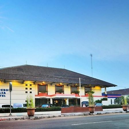 Hotel Cirebon Plaza 井里汶 外观 照片