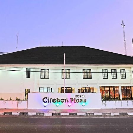 Hotel Cirebon Plaza 井里汶 外观 照片